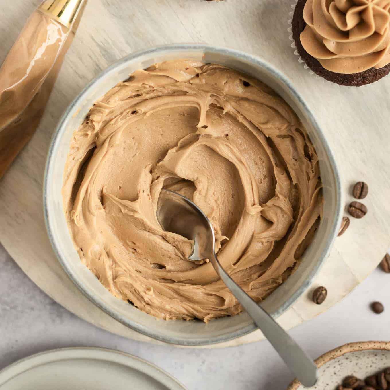 Instant Coffee Frosting: Achieve Balanced Flavor Without Thinning